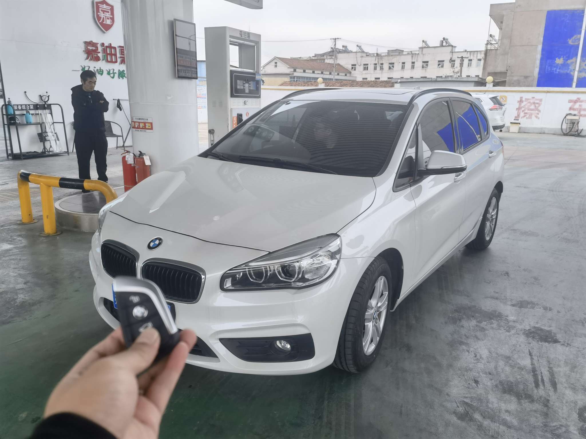 28 small>万 /small>_上牌2017年05月上牌_1.